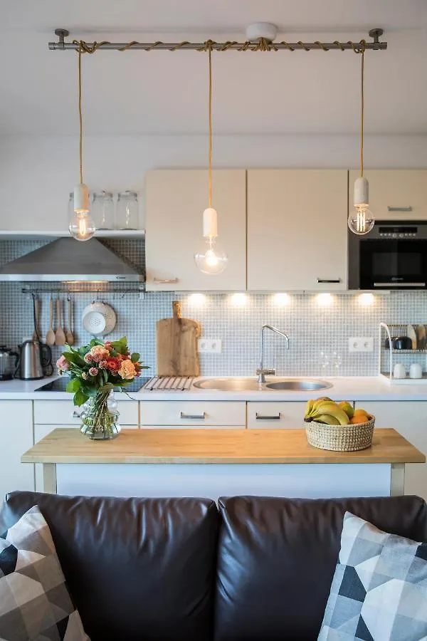 Charming studio in Bredene Appartement